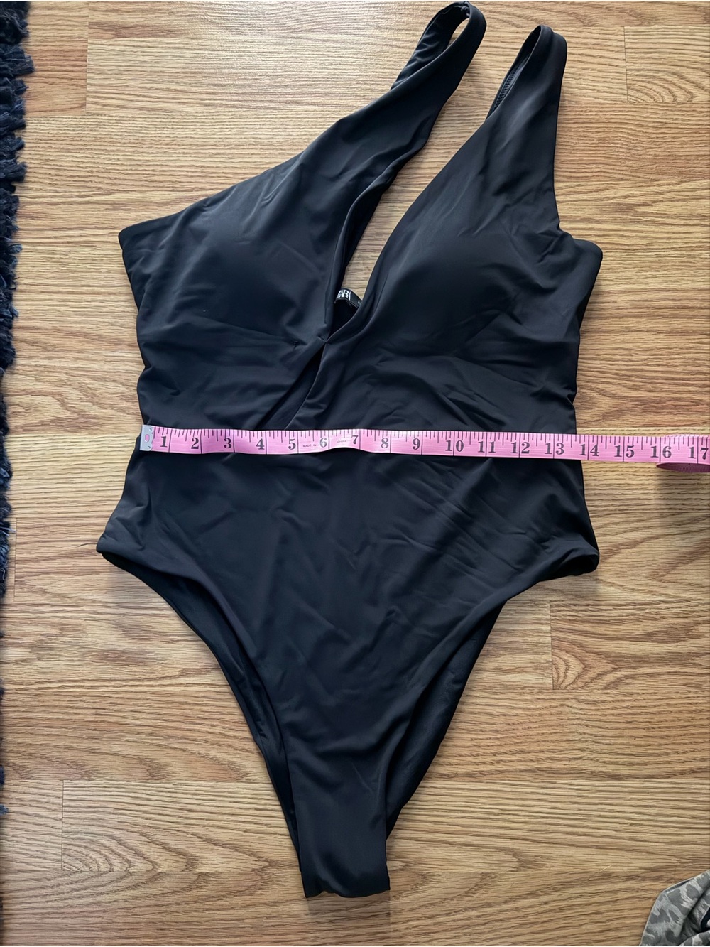 Zara Classic Black bodysuit - one shoulder - Picture 2 of 2
